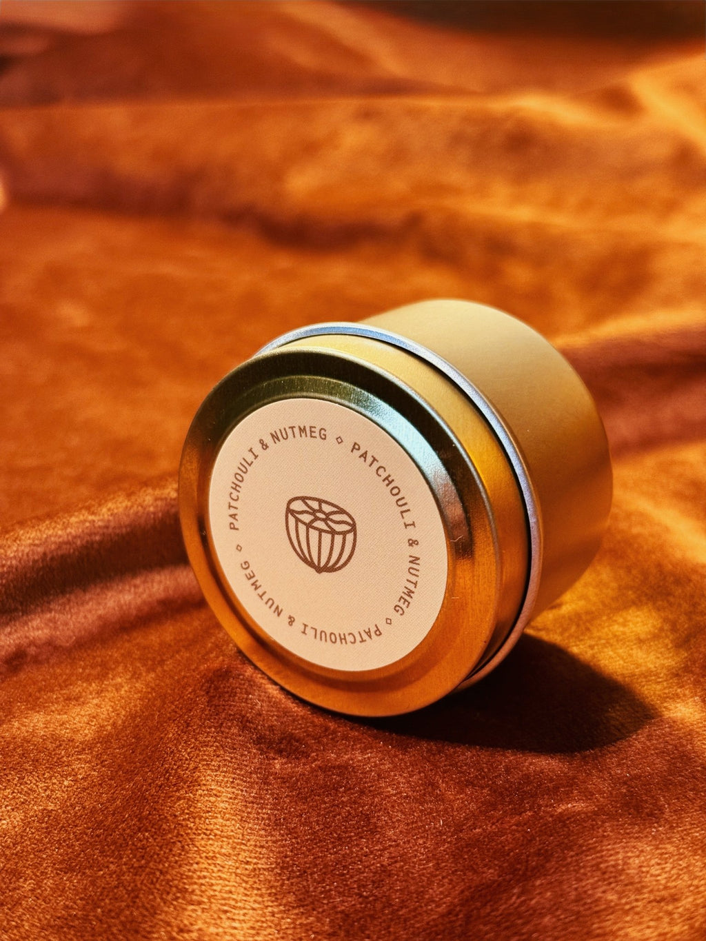 Patchouli & Nutmeg sample tin candle
